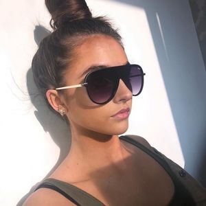 Quay Empire Sunglasses
